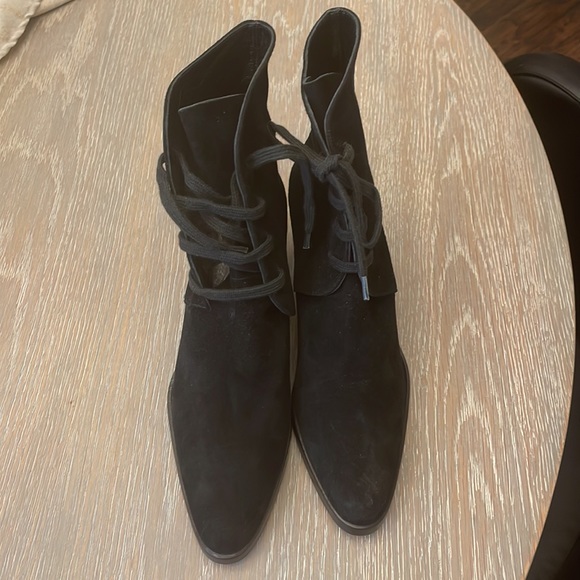 Joan Helpern  suede booties, size 8.5; new - Picture 3 of 7